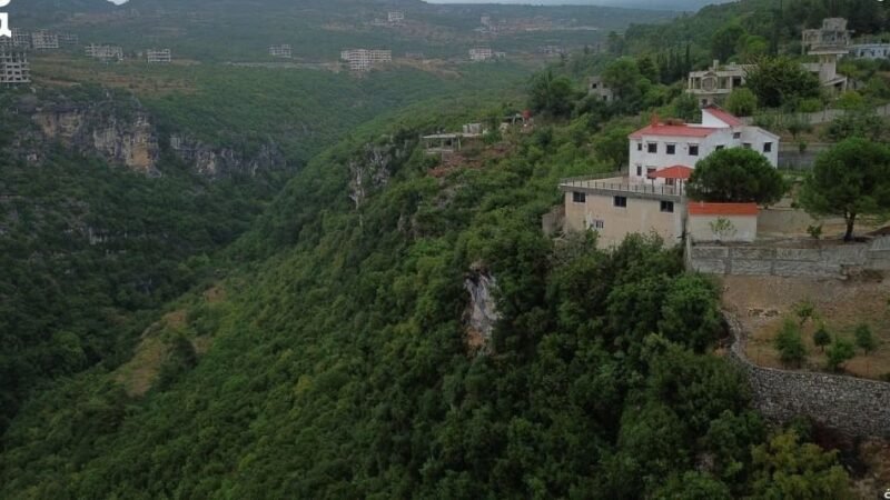 Luftaufnahmen zeigen die Natur von Latakia nach dem Regen