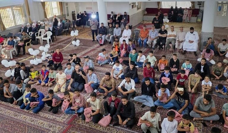 Awqaf-Direktion von Quneitra ehrt Gewinner des ersten Koran-Wettbewerbs