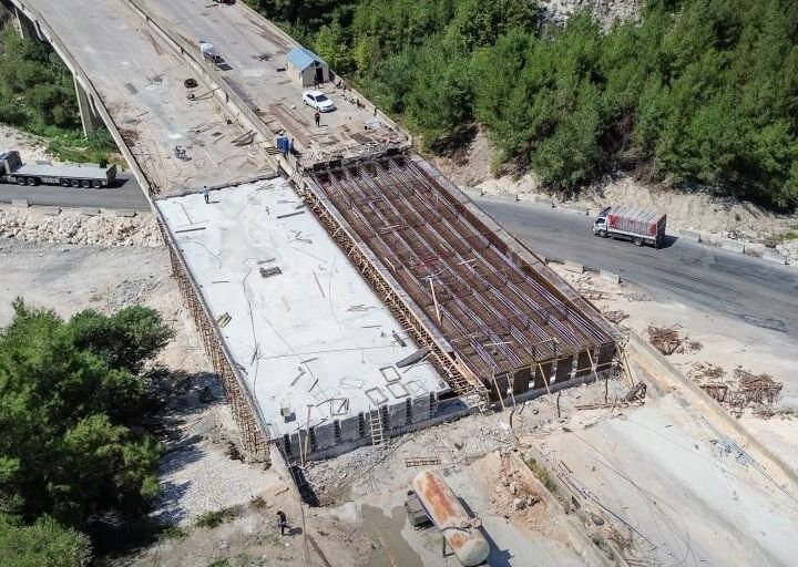 Instandsetzung der Brücke al-Qastal auf der Autobahn Latakia-Ariha