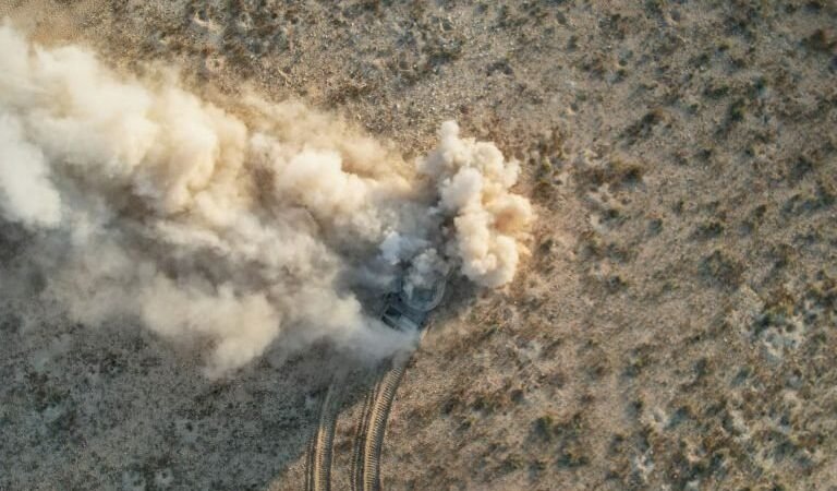 Pioniereinheiten der syrischen Armee räumen Minenfelder in Qara