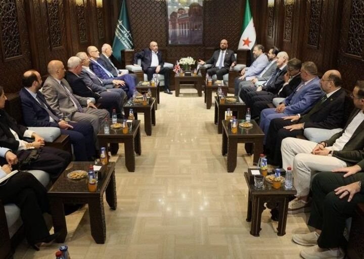 Syrischer Handelskammerverband berät mit Syrischer Gesellschaft in Großbritannien über Partnerschaften