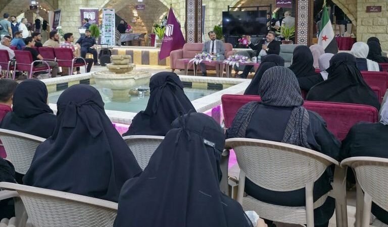 Idlib-Buchmesse: Seminar über die Rolle der Jugend beim Aufbau Syriens
