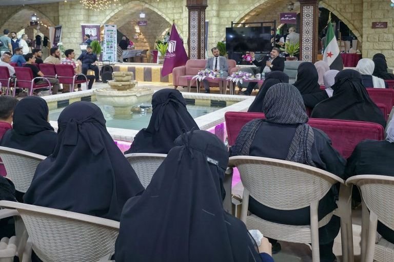 Idlib-Buchmesse: Seminar über die Rolle der Jugend beim Aufbau Syriens