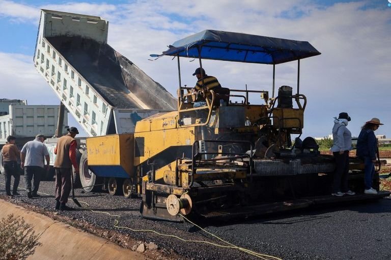 Infrastrukturprojekte: Straßensanierungen im Umland von Homs