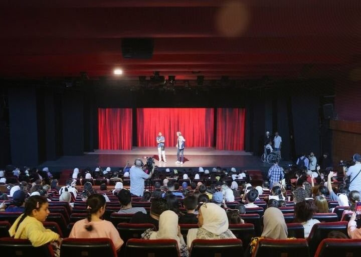Auftakt der „Tage des Kindertheaters“ in Damaskus mit „Schneewittchen“