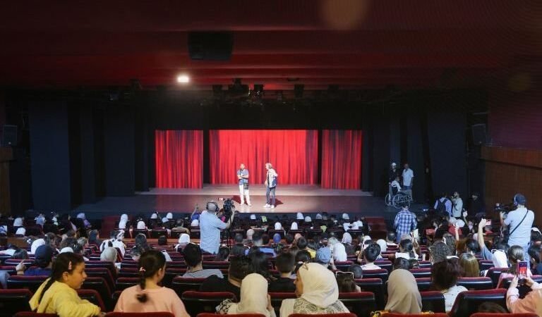Auftakt der „Tage des Kindertheaters“ in Damaskus mit „Schneewittchen“