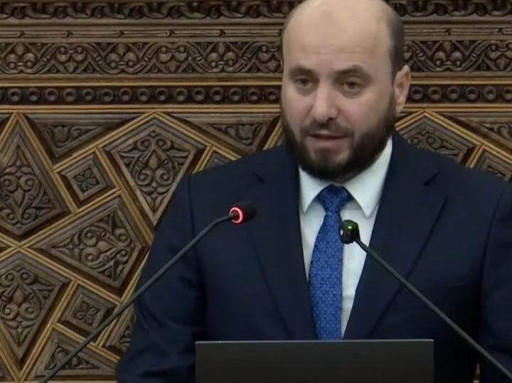 Syrischer Energieminister plant Selbstversorgung mit Öl bis 2028