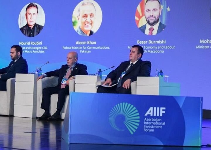 Wirtschaftsminister Schaar wirbt auf Investitionsforum in Baku