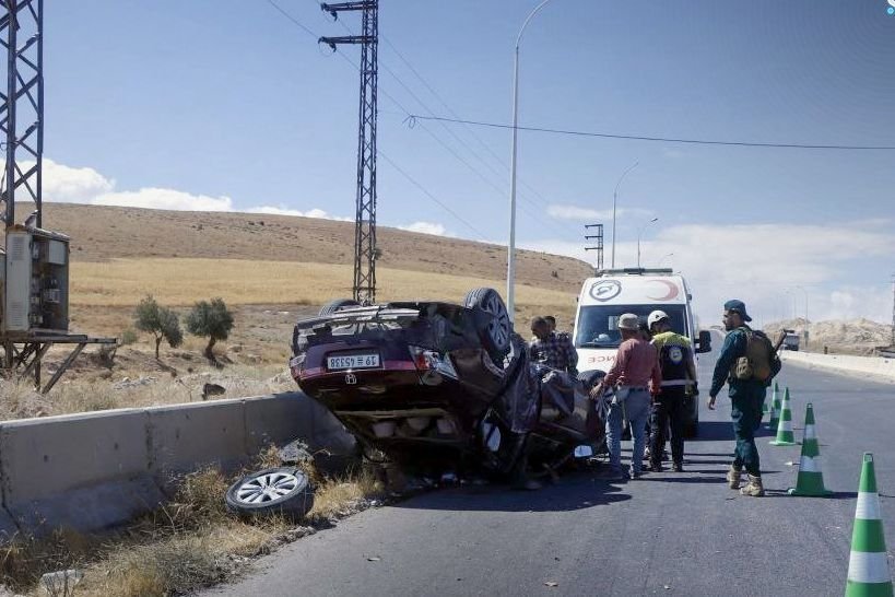 Tote und Verletzte bei zahlreichen Verkehrsunfällen in Syrien