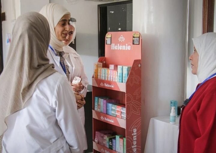 Pharmaziestudenten der Universität Hama starten „Apotheken-Engagement-Camp“