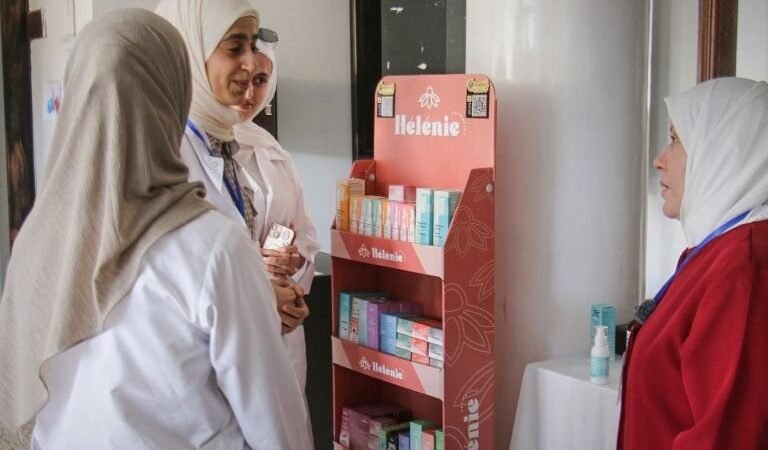 Pharmaziestudenten der Universität Hama starten „Apotheken-Engagement-Camp“