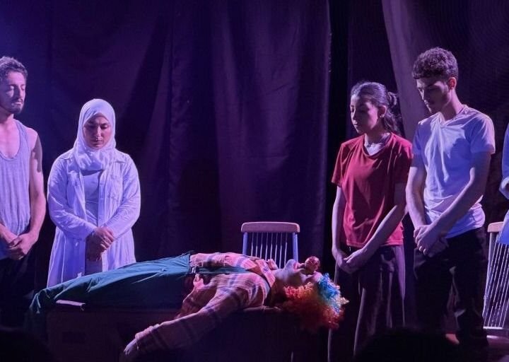 „Minmanat“ auf der Bühne in Tartus: Ein partizipatives Theaterprojekt