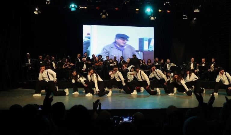 „Nostalgie“ lässt die Erinnerung an die syrische Kunst im Al-Hamra-Theater aufleben
