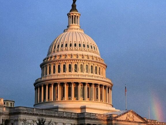 US-Senatoren loben Bemühungen zur Modernisierung des syrischen Arbeitsrechts