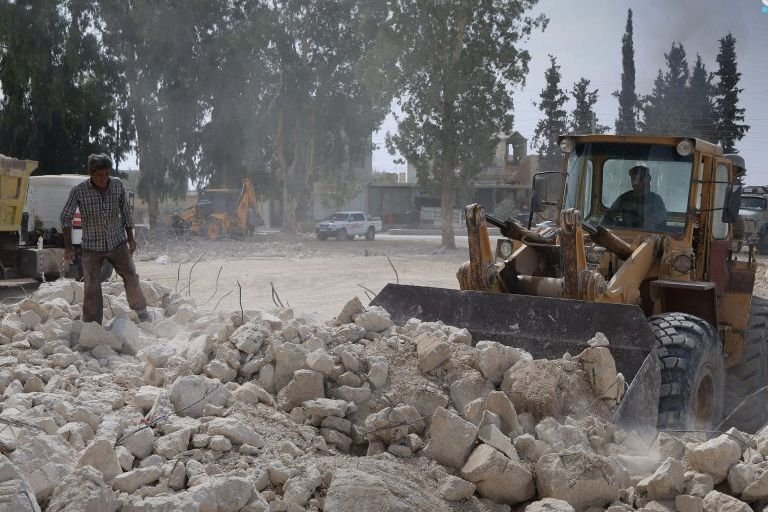 Räumung von 2000 Kubikmetern Schutt in Harran al-Awamid