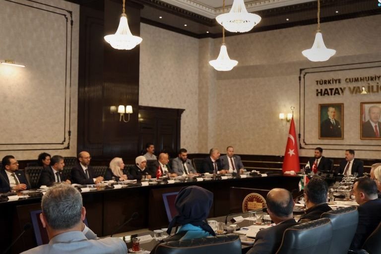 Gouverneur von Idlib besucht Hatay: Fokus auf Ausbau der Zusammenarbeit